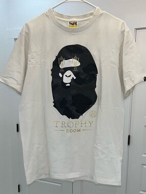 BAPE Trophy Room Tee White Black Camo Ape Head Gold Logo T-Shirt Size Large